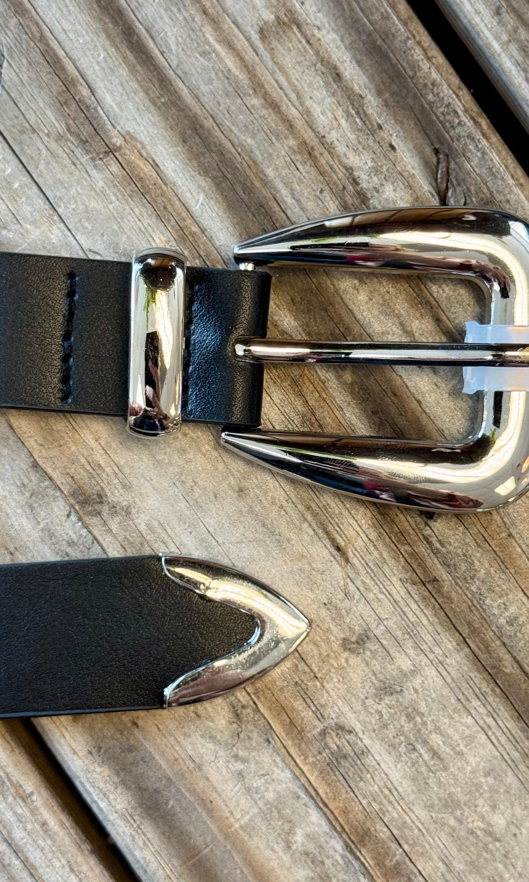 Black Belt with Silver Buckle-Belts-Fame-The Silo Boutique, Women's Fashion Boutique Located in Warren and Grand Forks North Dakota